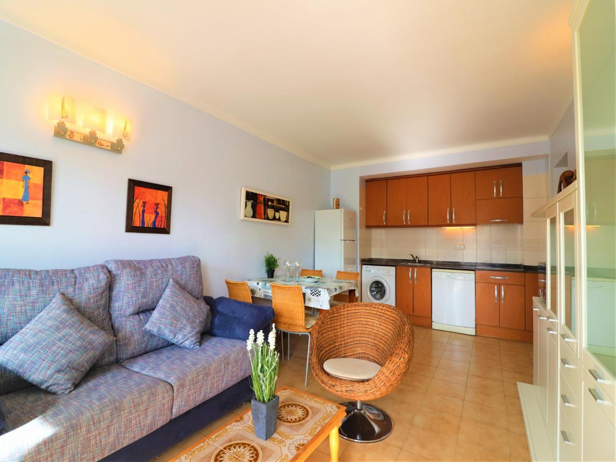 Appartement With View Roses